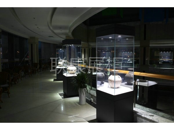 文物展示柜如何設計好看？