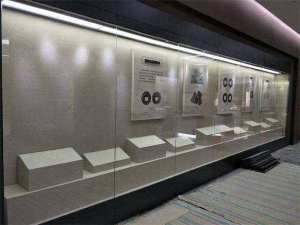 現代簡約風展柜