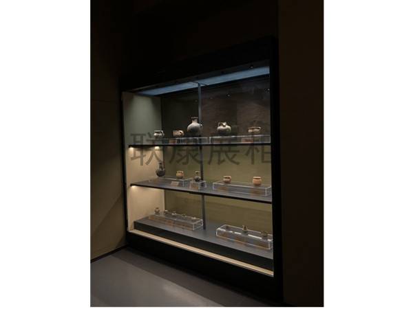 博物館獨立展柜